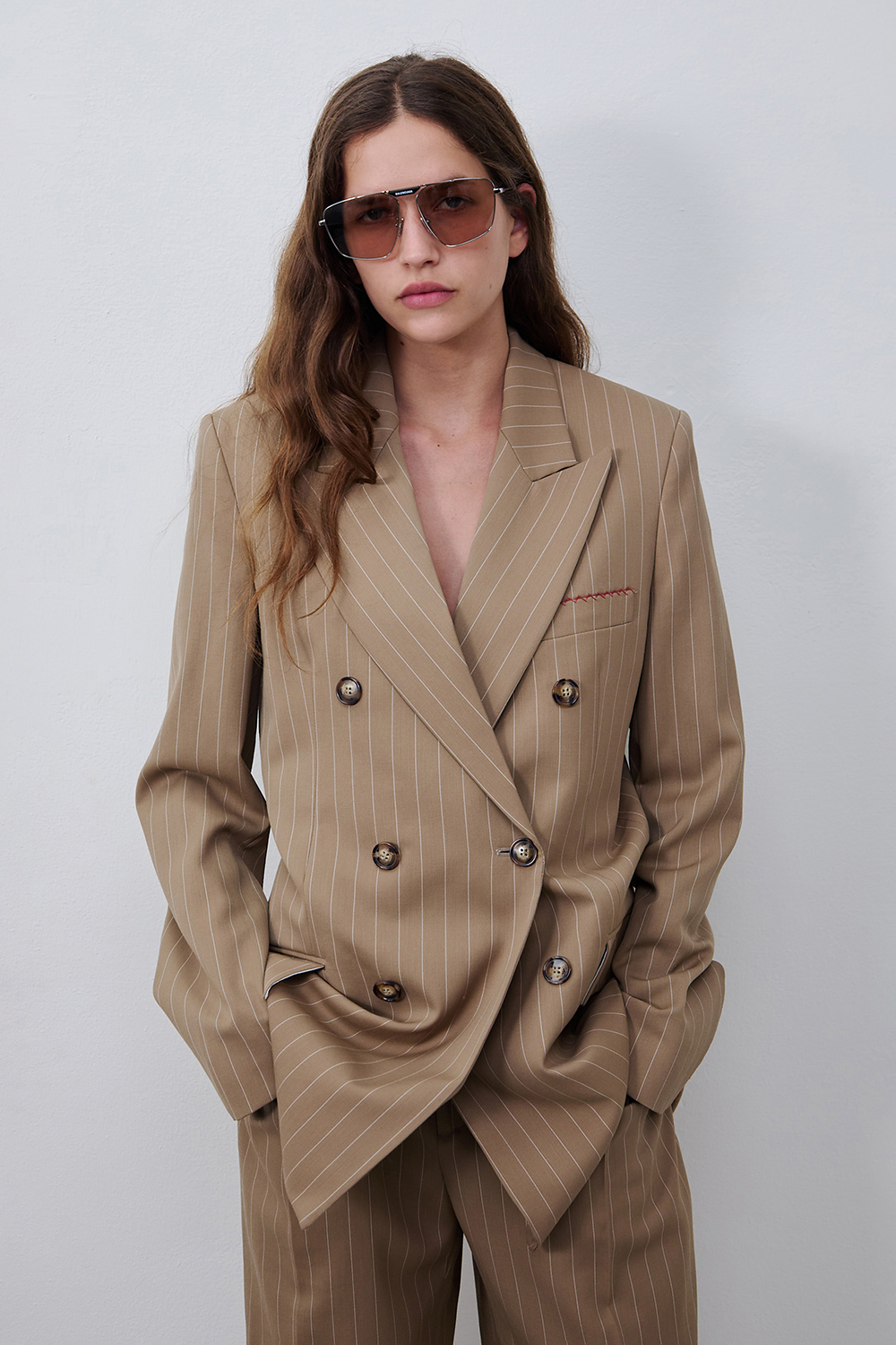 תמונת דוגמן קידמית של ז'קט צמר מחוייט