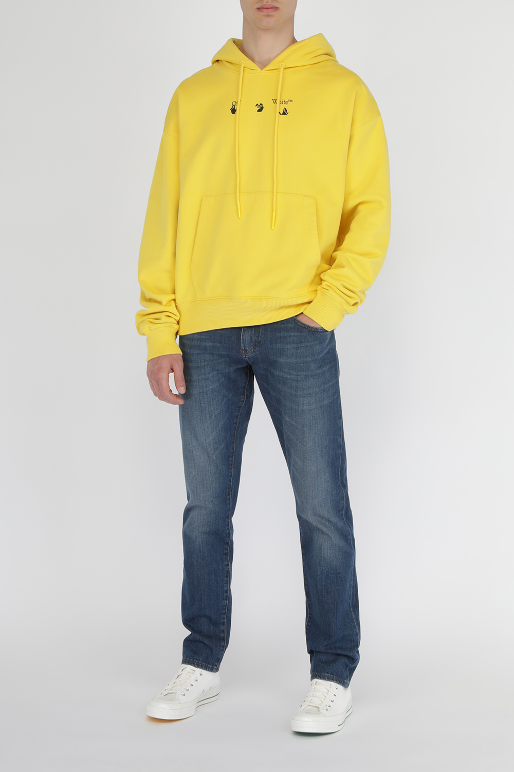 תמונת דוגמן קידמית של Converse Chuck 70 High Top shoes in White