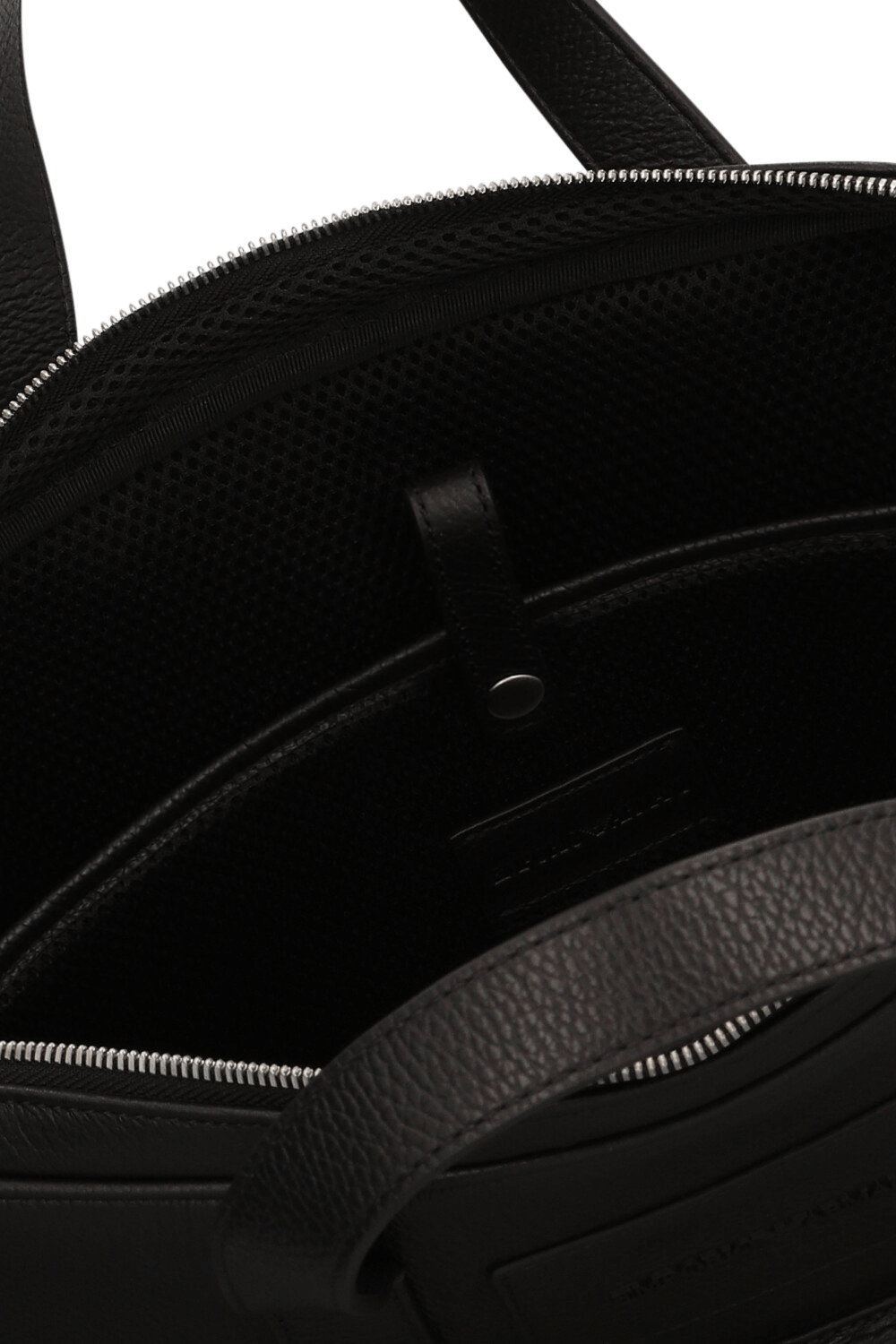 תמונת פנים של תיק ללפטופ