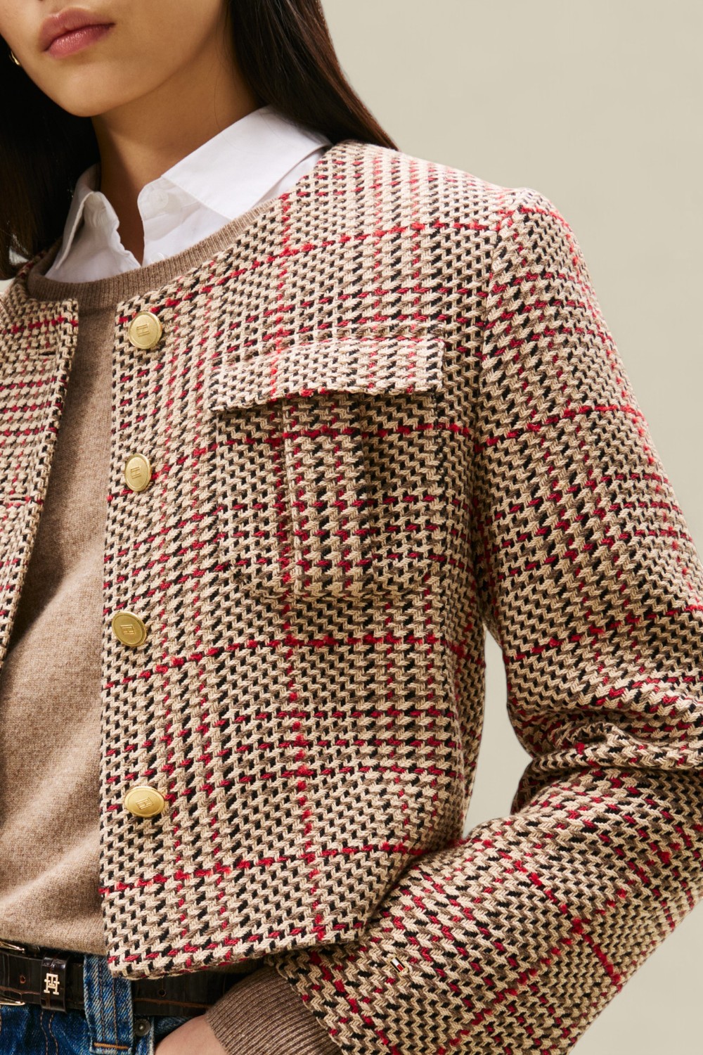 תמונת תקריב דוגמן של ז'קט טוויד