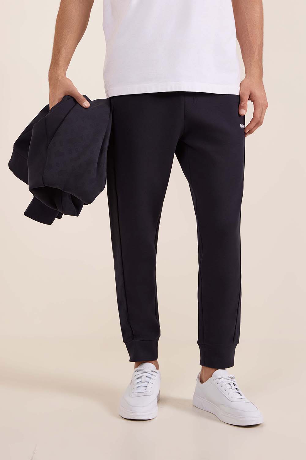 חליפת טרנינג