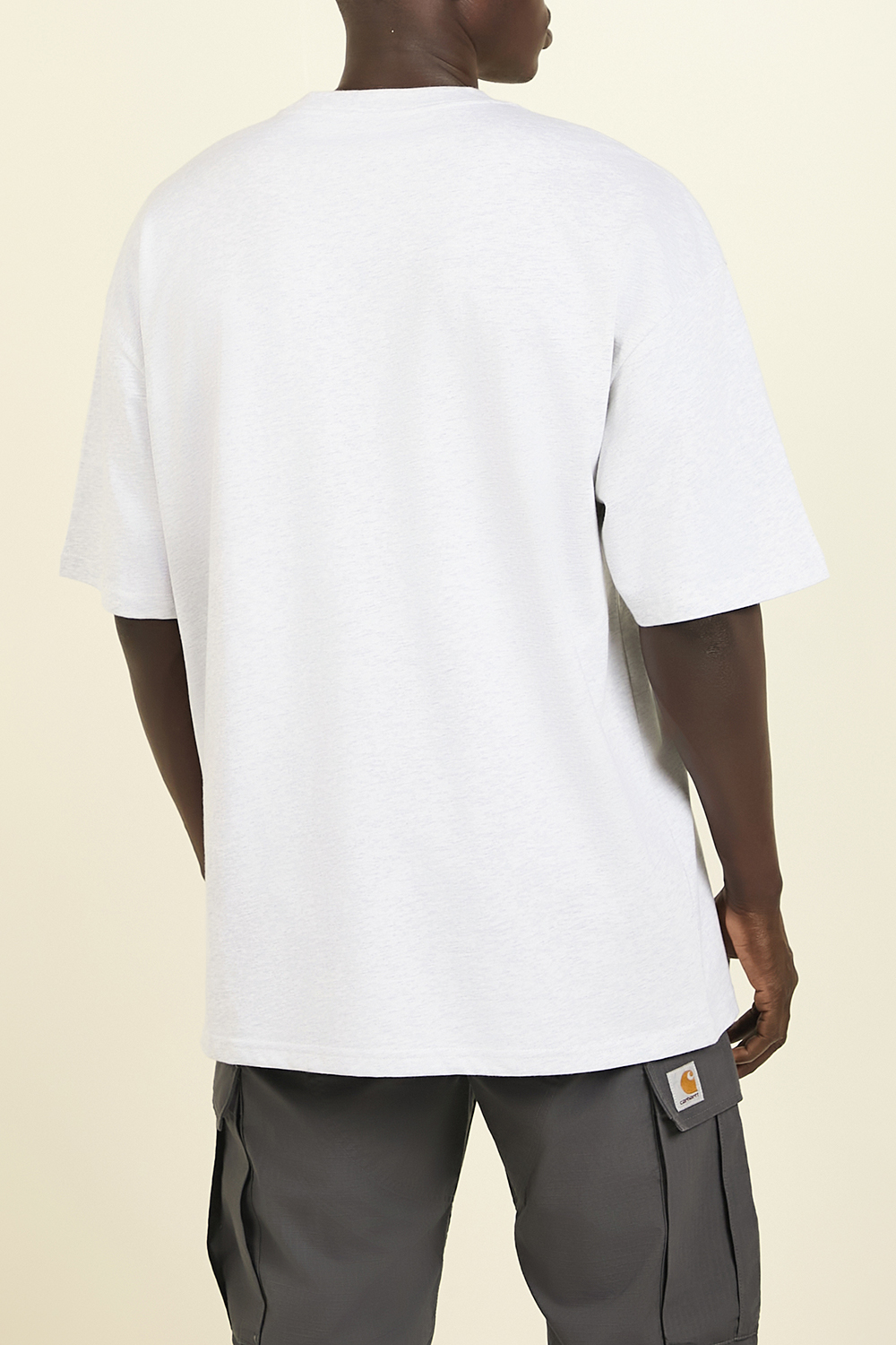 תמונת תקריב דוגמן של חולצת טי