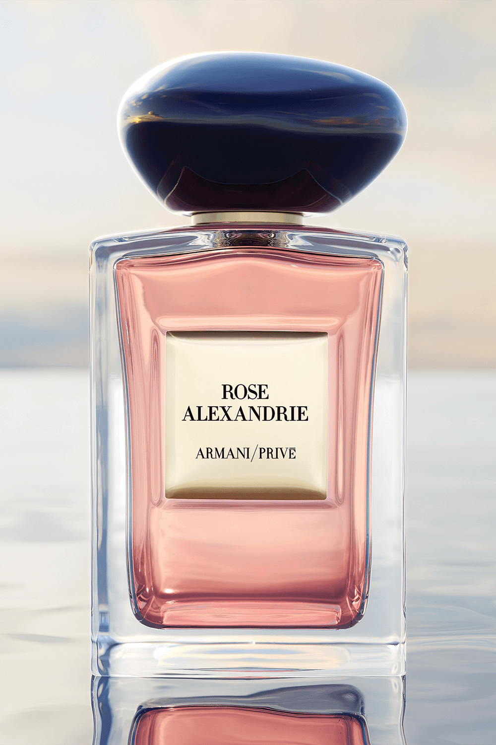 תמונת תקריב של Prive Rose Alex Eau de Parfum 100 ml