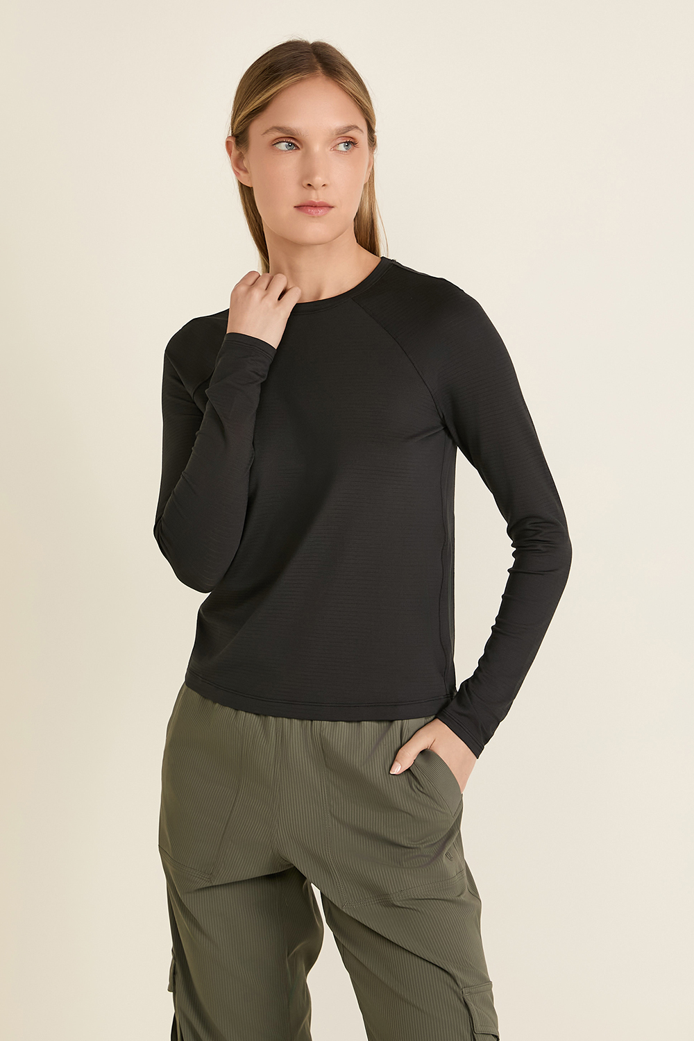 תמונת דוגמן קידמית של License to Train Classic Fit Long Sleeve