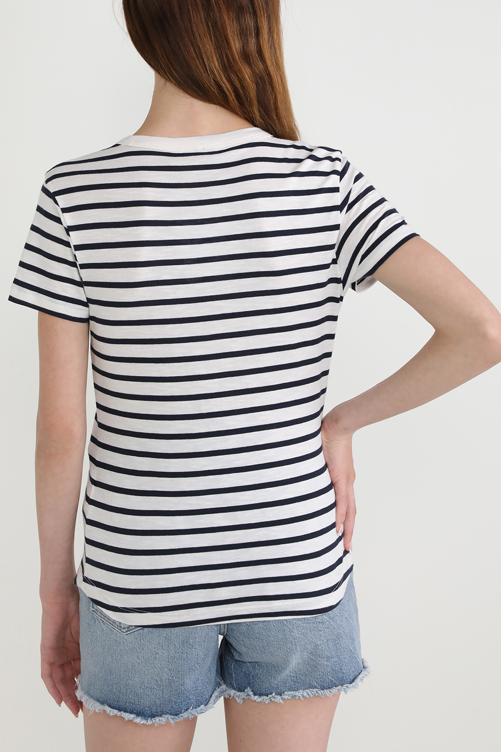 תמונת דוגמן אחורית של חולצת טי סלים סלאב