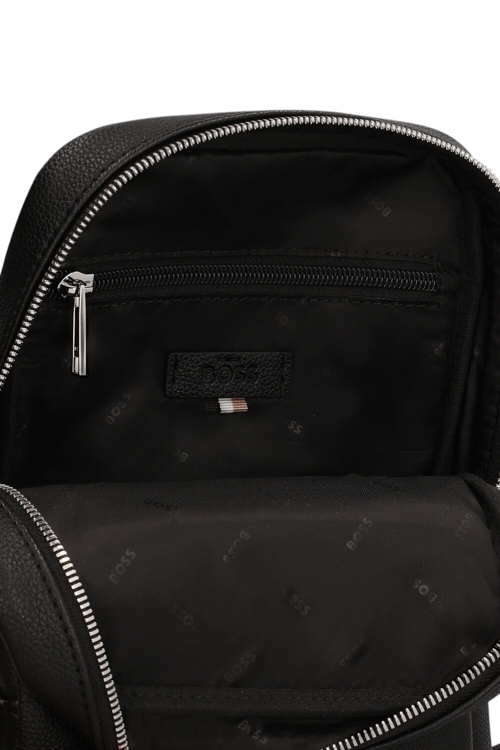 תמונת פנים של תיק קרוסבודי