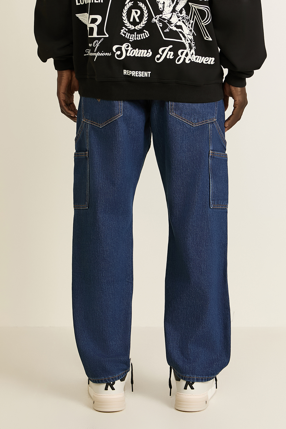 תמונת תקריב דוגמן של מכנסי ג'ינס וורקר 565