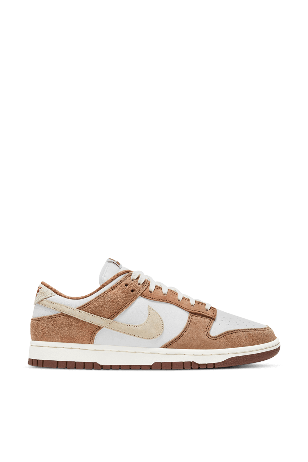 תמונה קידמית של נעלי סניקרס דאנק פרימיום