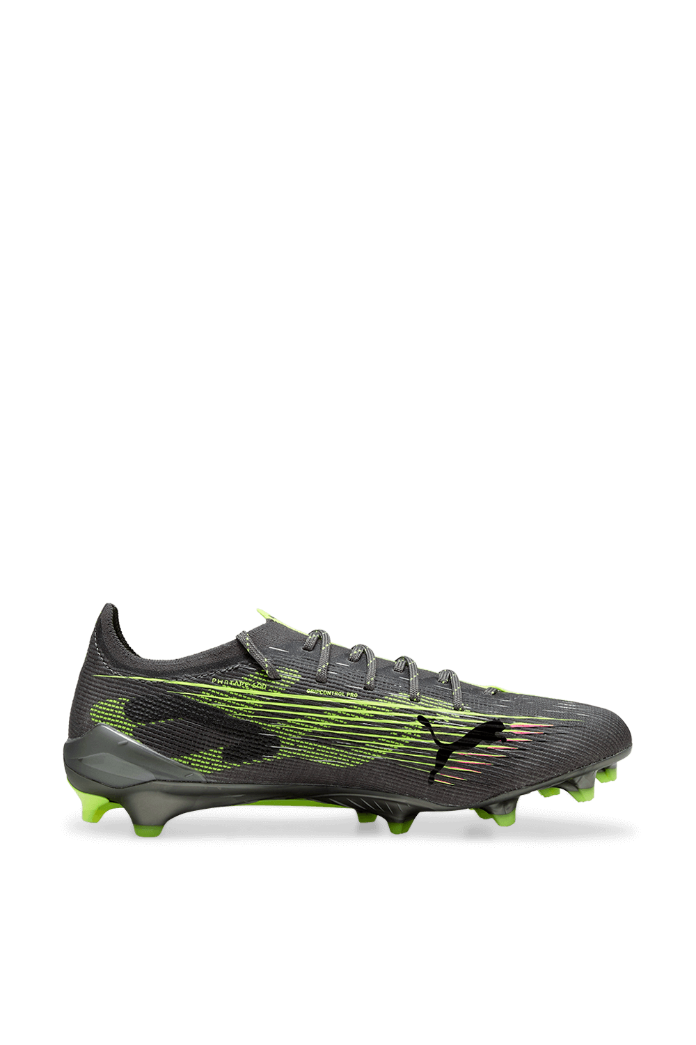 תמונה קידמית של נעלי כדורגל אולטרה 5 אולטימט