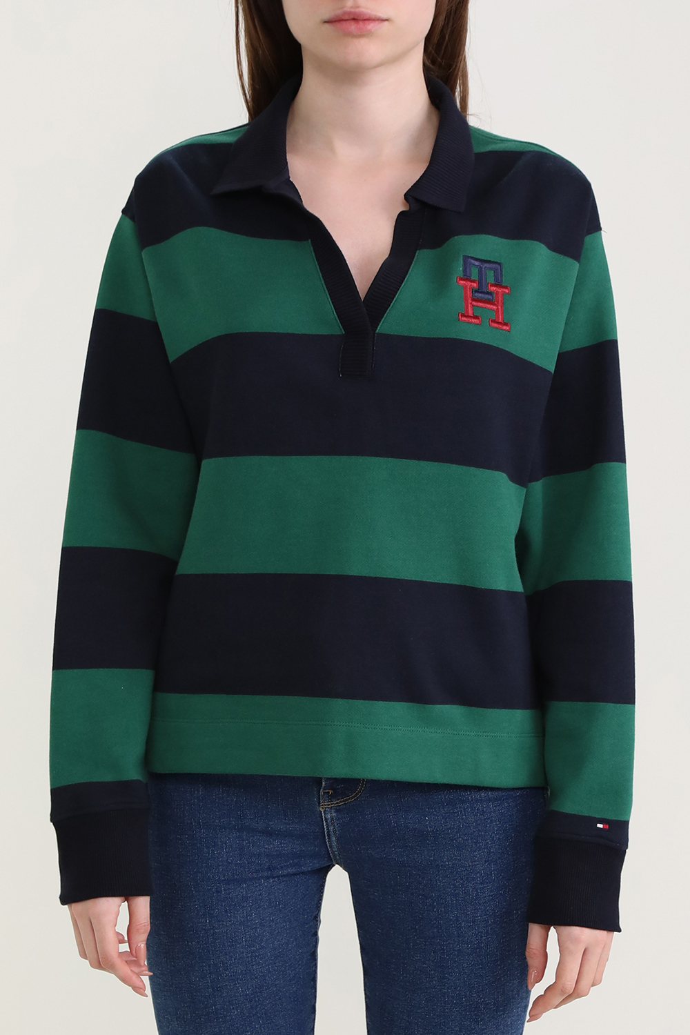 תמונת דוגמן קידמית של סריג רוגבי מכותנה עם הדפס פסים