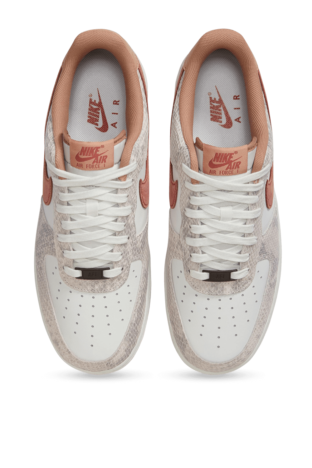 תמונת פנים של נעלי סניקרס אייר פורס 1 07