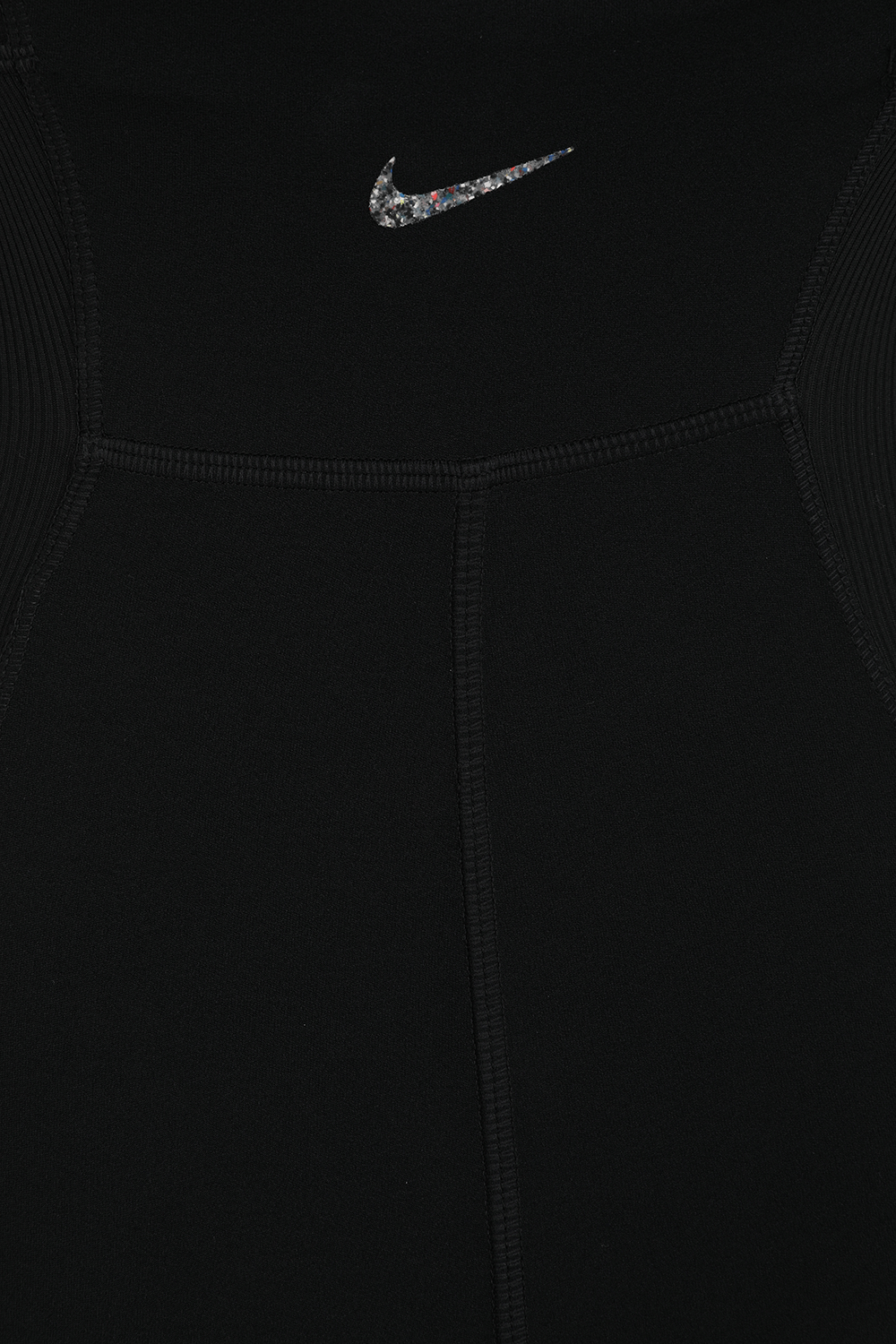 תמונת תקריב של אוברול דריי פיט 7/8