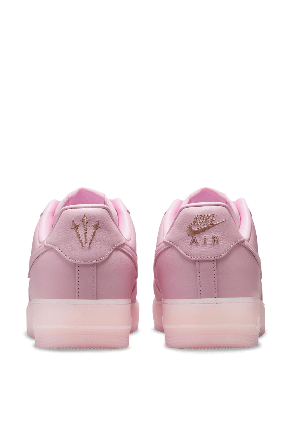 תמונת תקריב של נעלי סניקרס אייר פורס 1