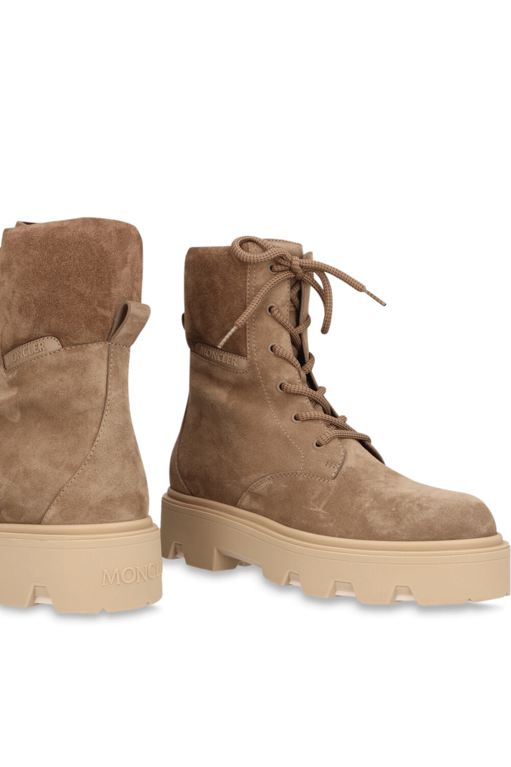 תמונת תקריב של מגפונים