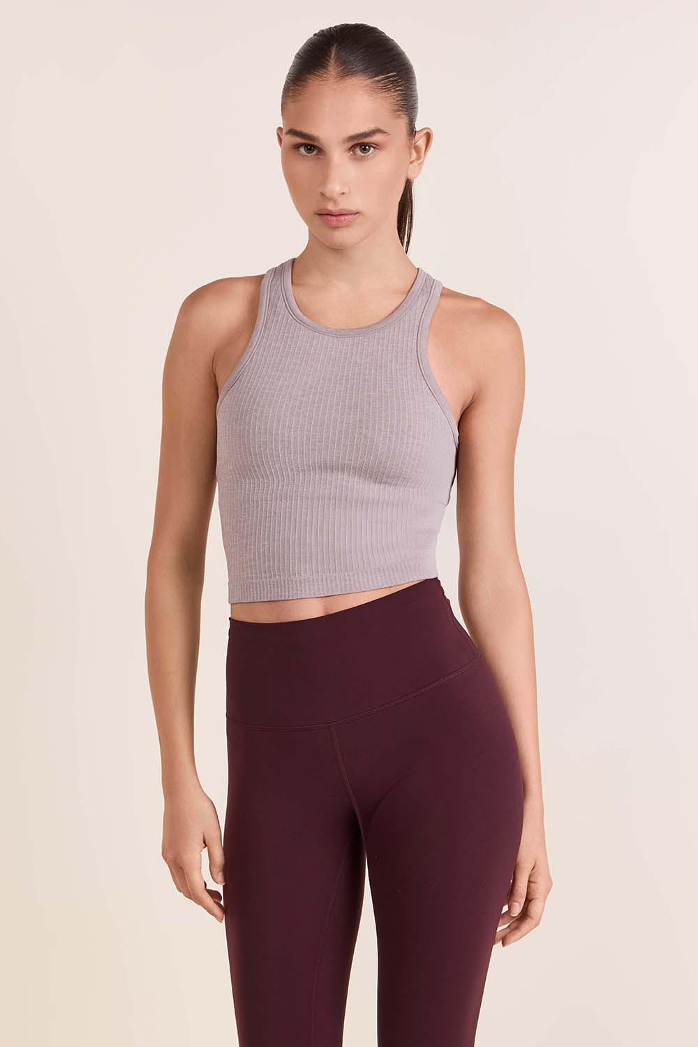 תמונת דוגמן קידמית של Ebb to Street Cropped Racerback Tank Top