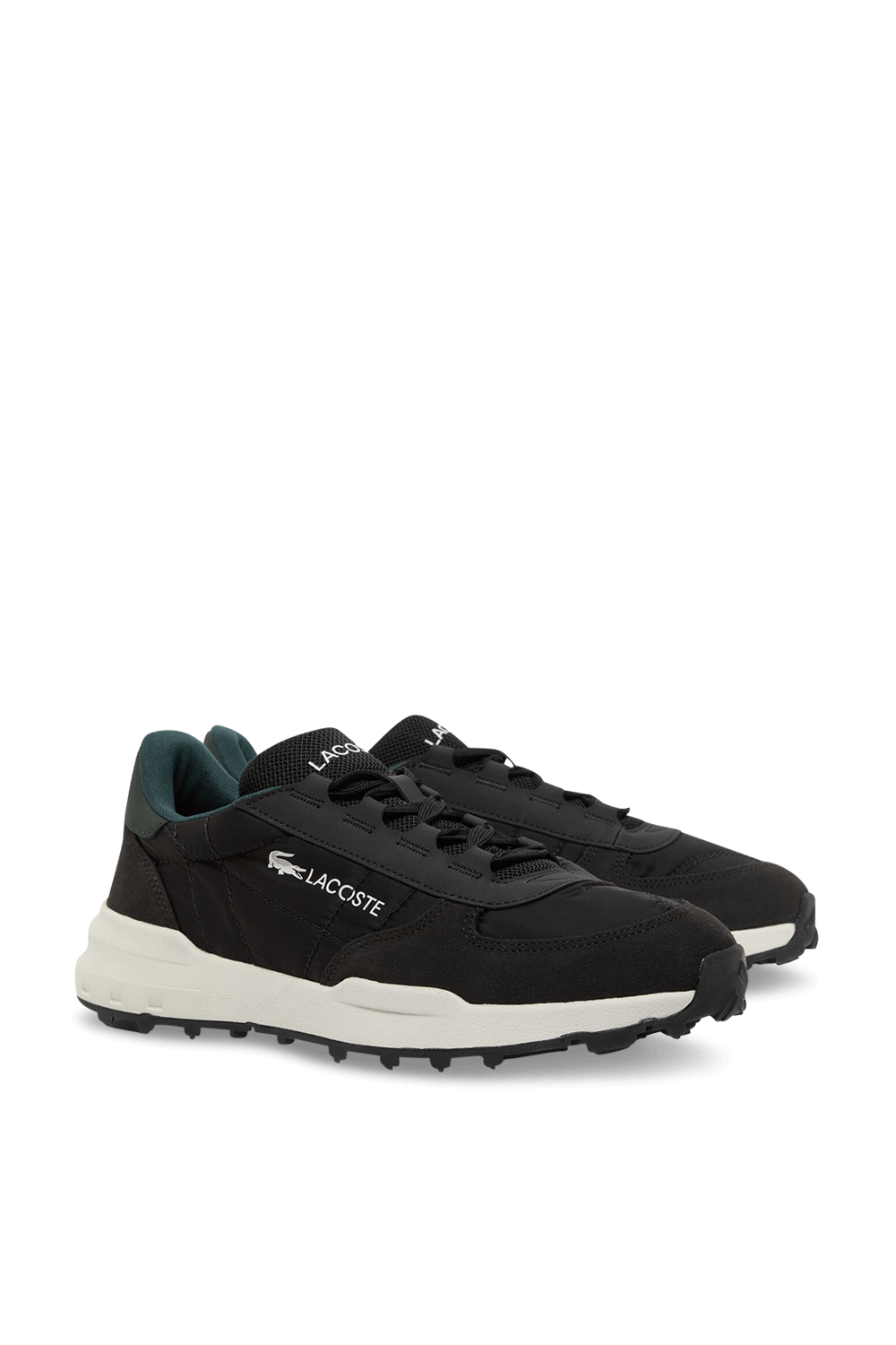 תמונת פנים של נעלי סניקרס אליט