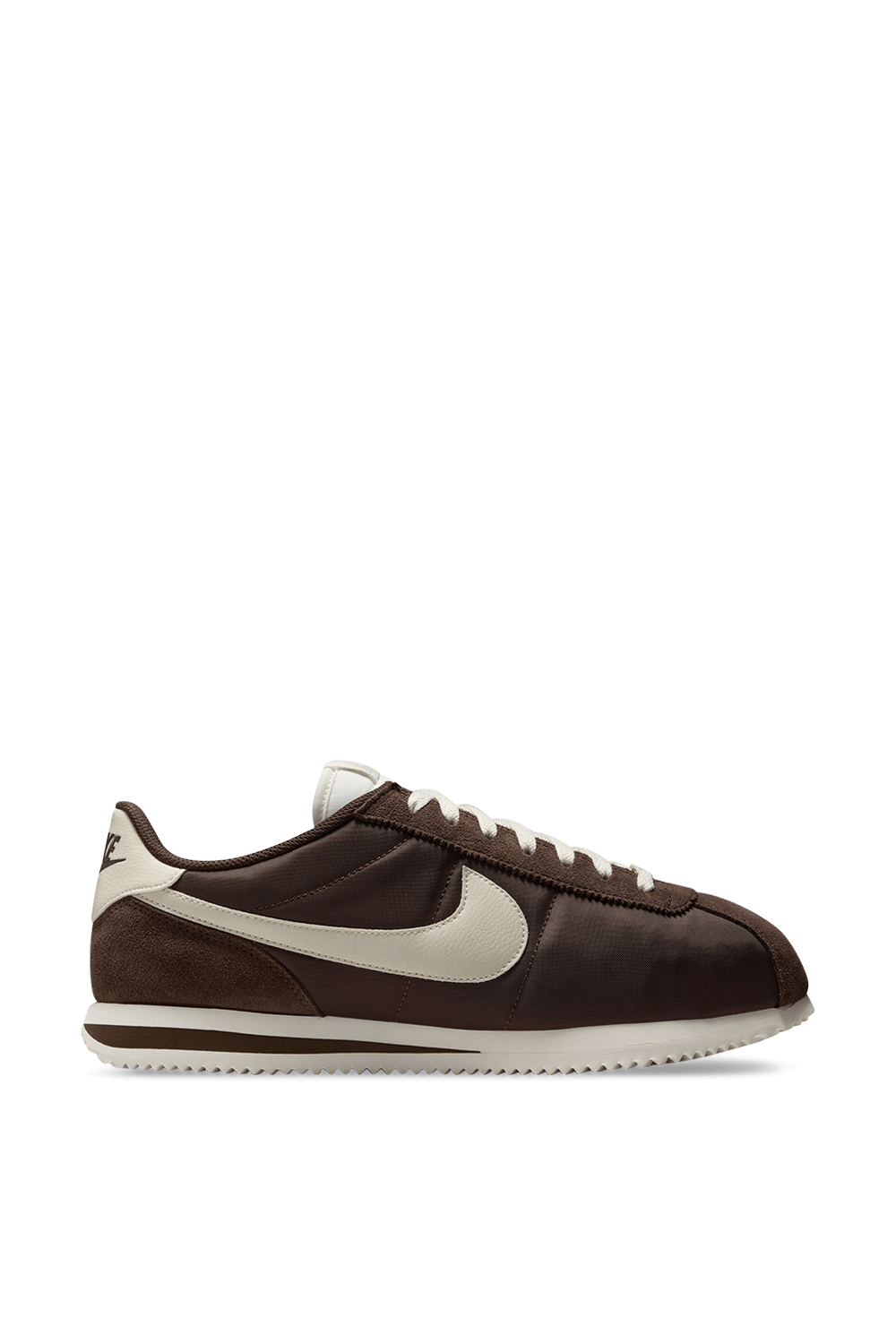 תמונה קידמית של נעלי סניקרס קורטז