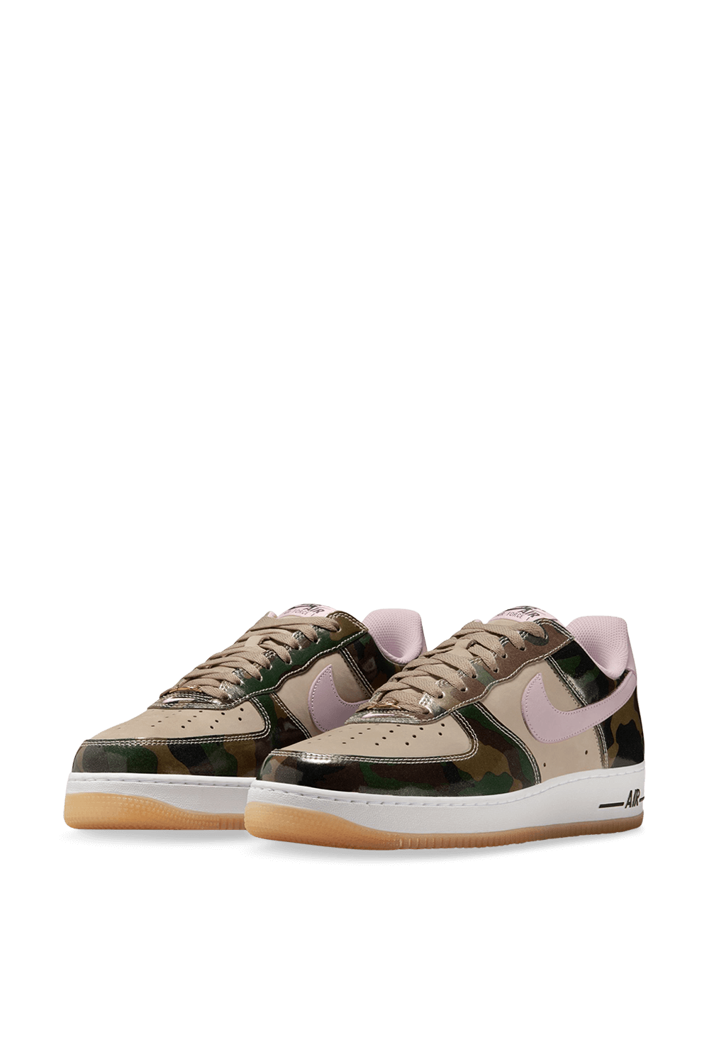 תמונת פנים של נעלי סניקרס אייר פורס 1