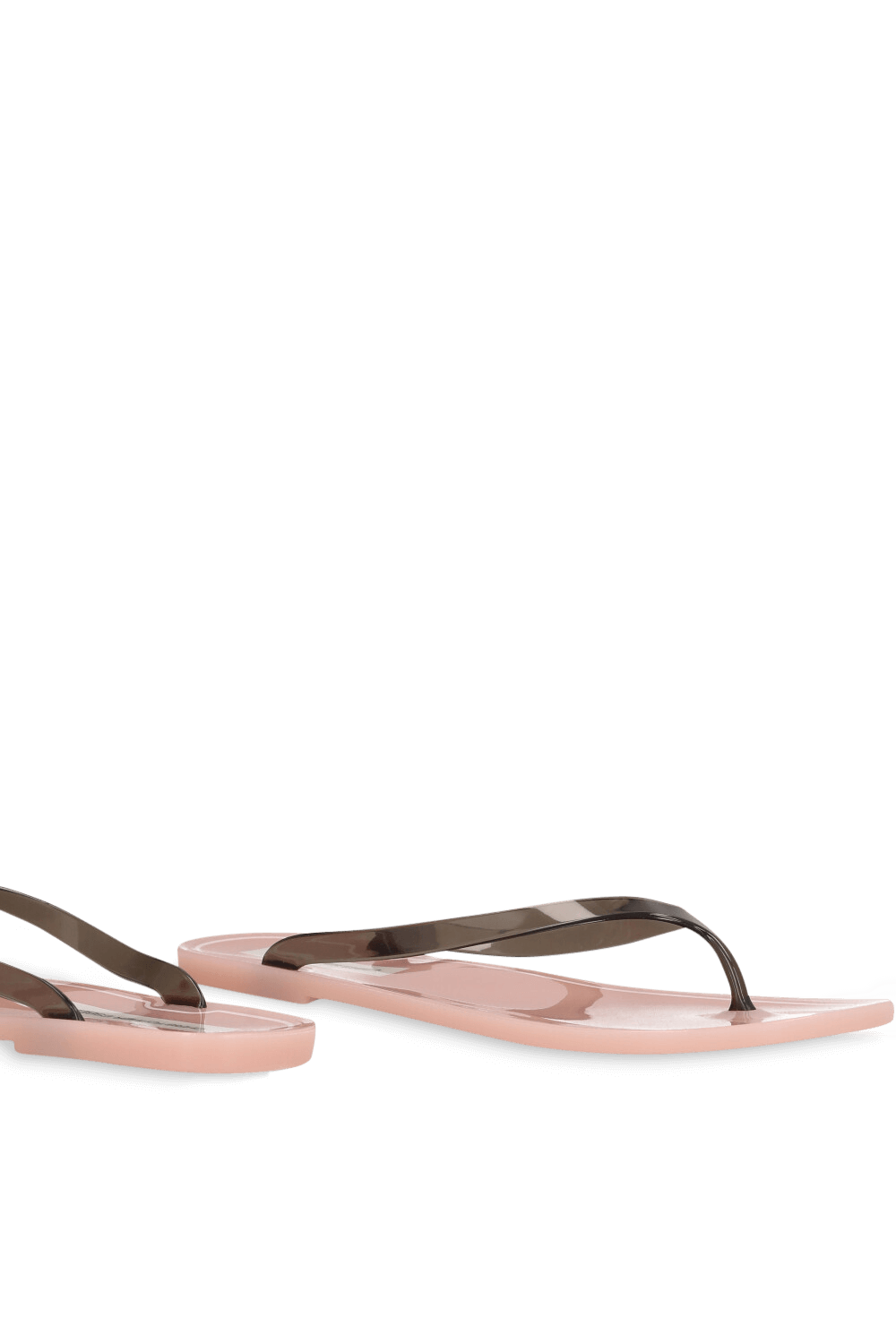 תמונת תקריב של כפכפי אצבע