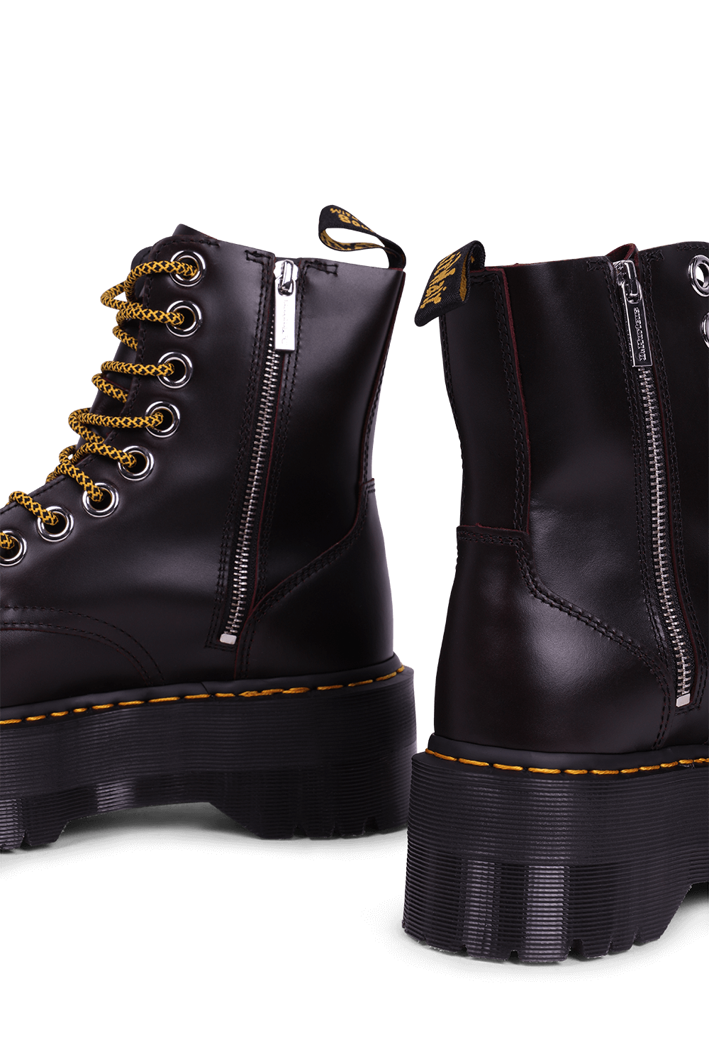 תמונת תקריב של מגפונים 8 איי ג'יידון מקס בגוון בורדו