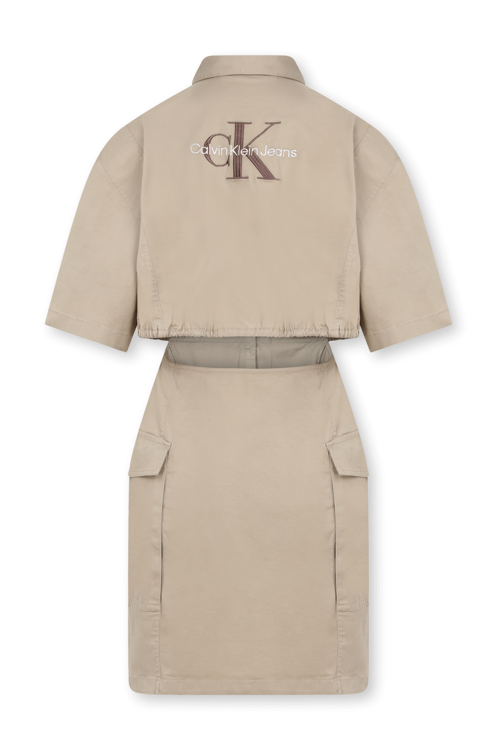 תמונה אחורית של שמלה מכופתרת עם קאט אאוט