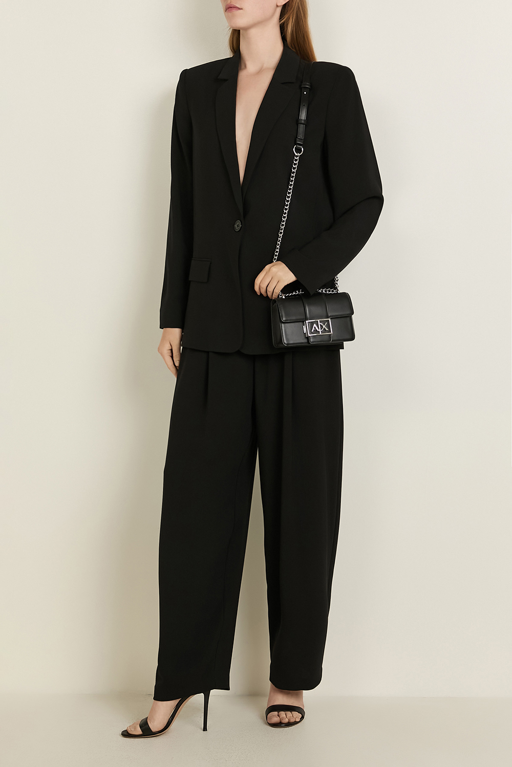 תמונת דוגמן קידמית של תיק כתף