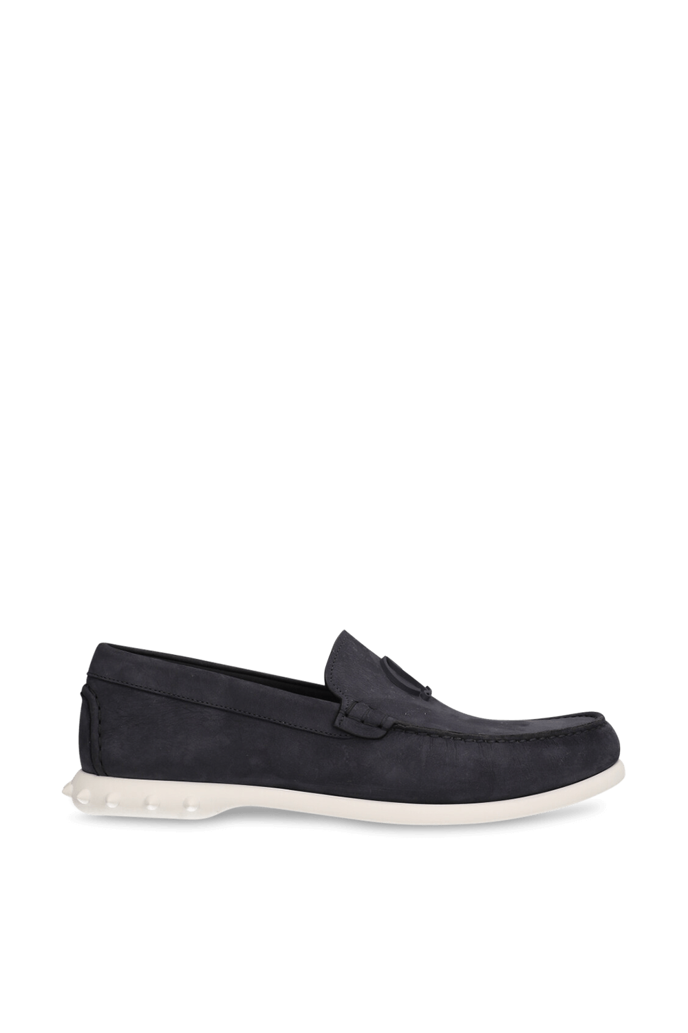 תמונה קידמית של נעלי מוקסינים