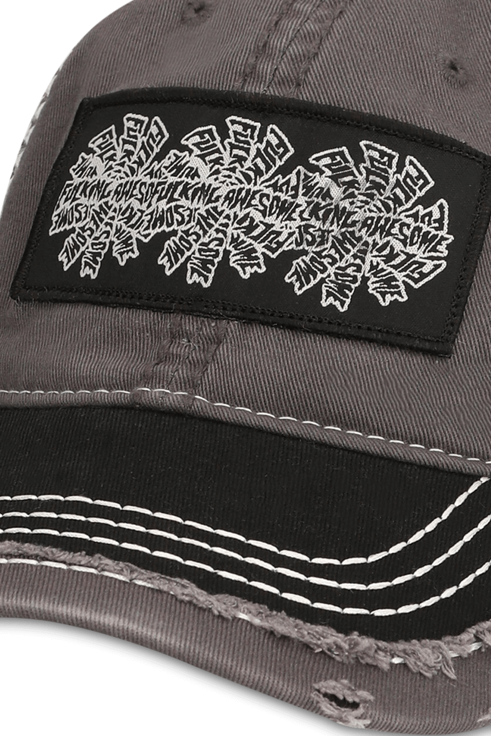 תמונת תקריב של כובע מצחייה