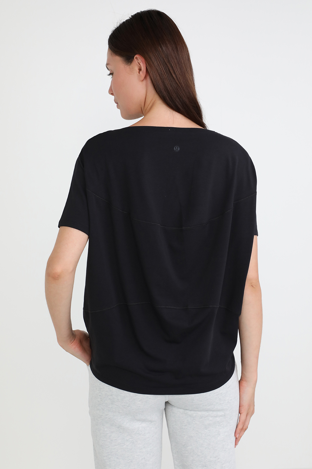 תמונת דוגמן אחורית של Back in Action Short-Sleeve Shirt