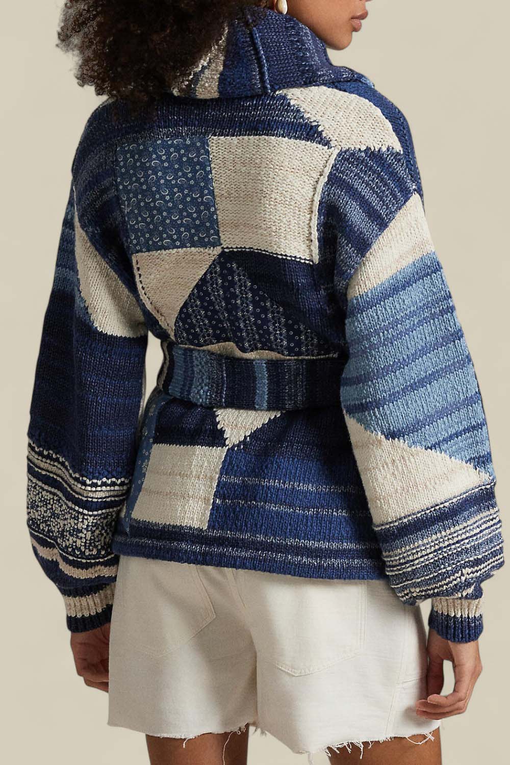 תמונת דוגמן אחורית של קרדיגן