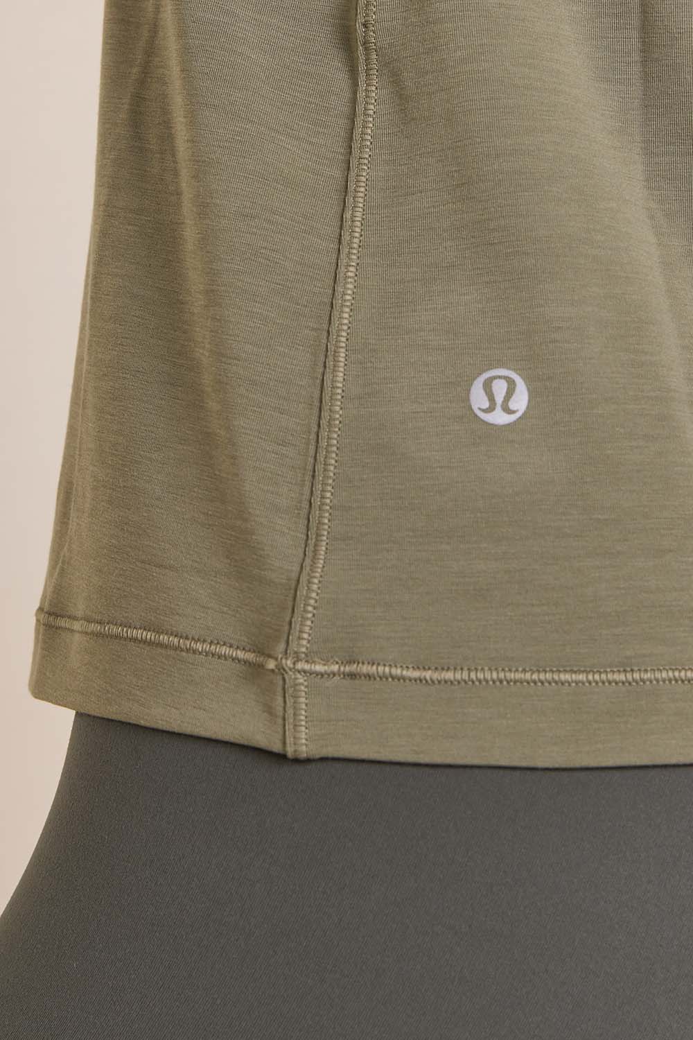 תמונת תקריב דוגמן של Jersey Training Tank Top