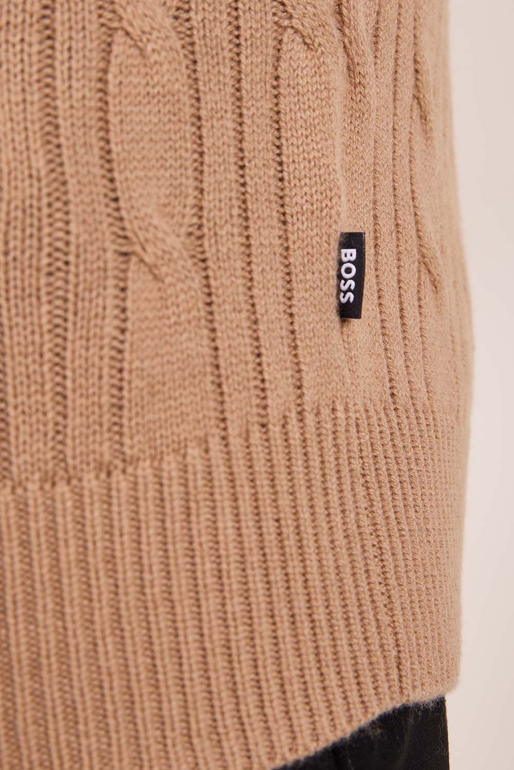 תמונת תקריב דוגמן של סריג צמר וקשמיר