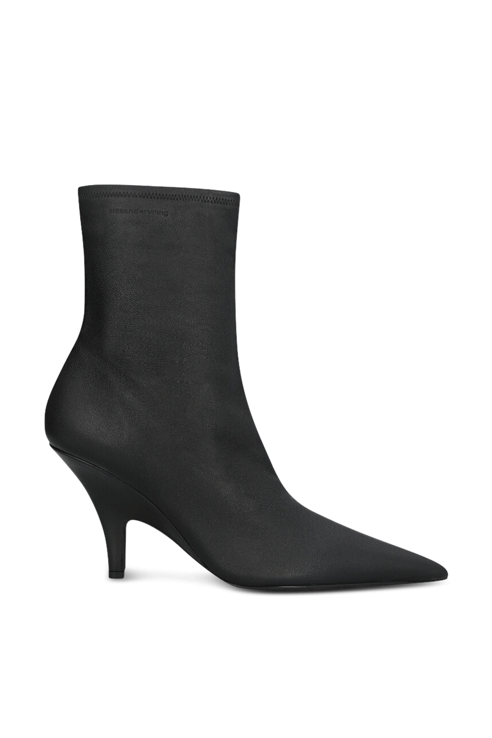 תמונה קידמית של מגפוני עקב דיאבלו