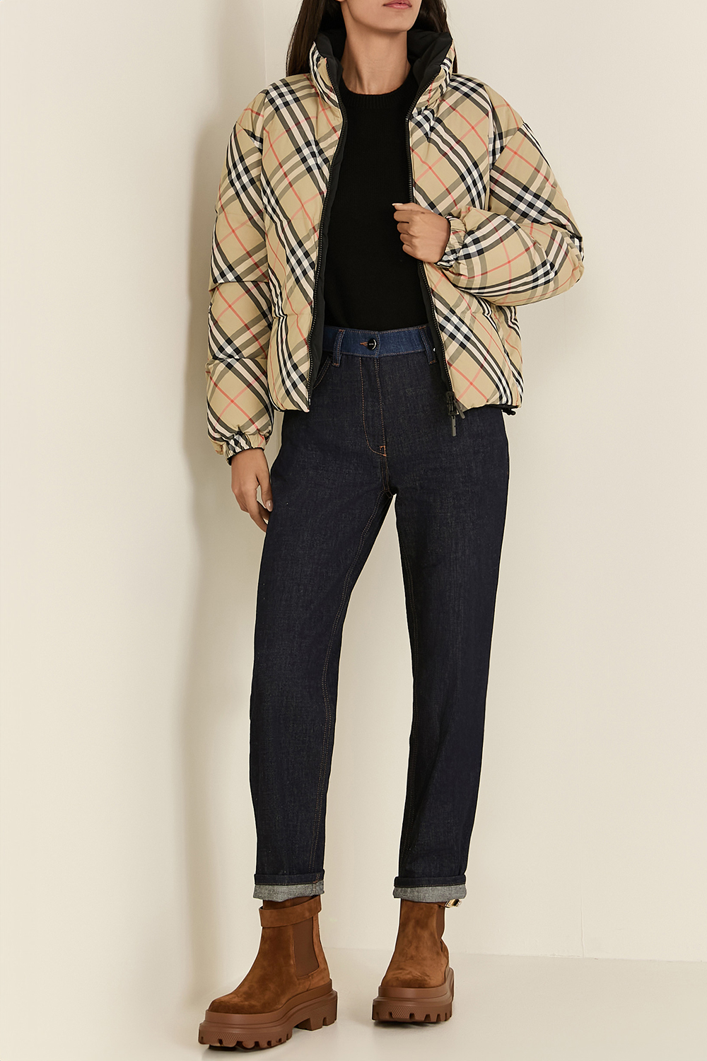 תמונת דוגמן קידמית של מגפוני זמש