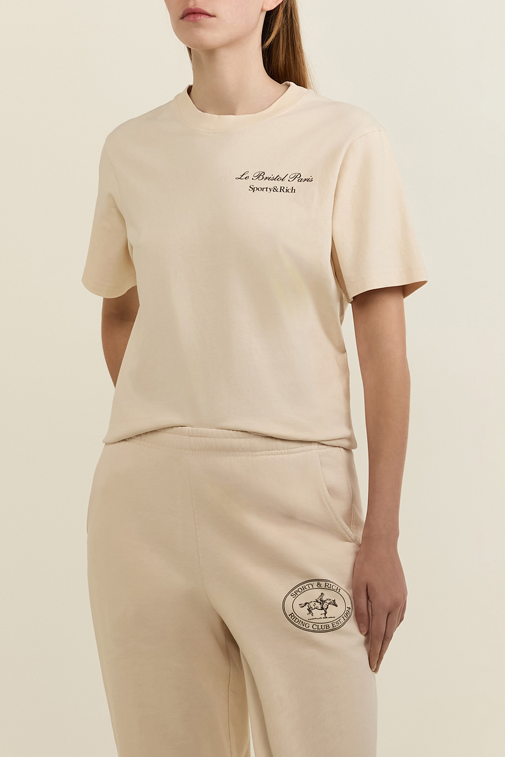 תמונת דוגמן קידמית של חולצת טי