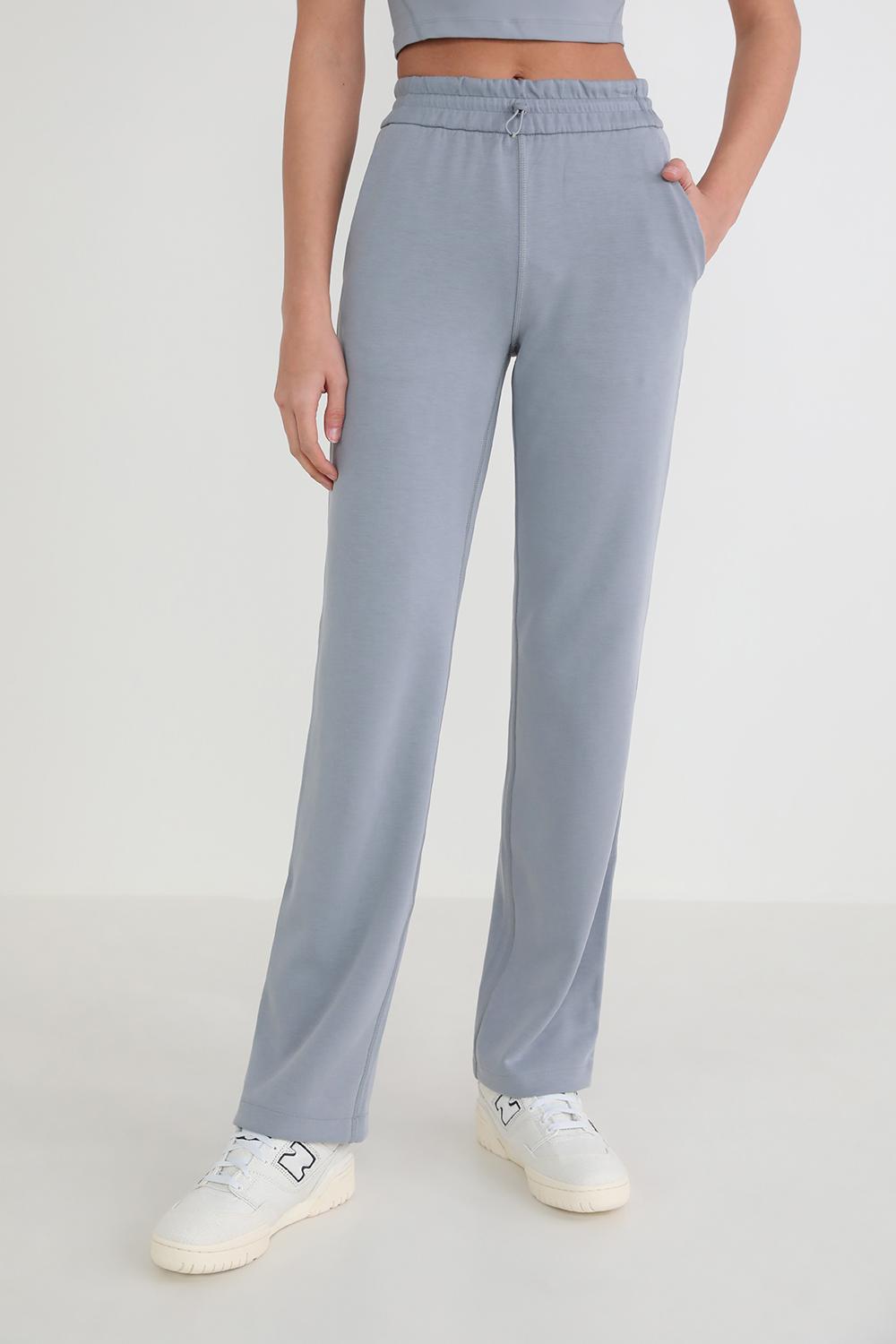 תמונת דוגמן קידמית של Softstreme High-Rise Pant