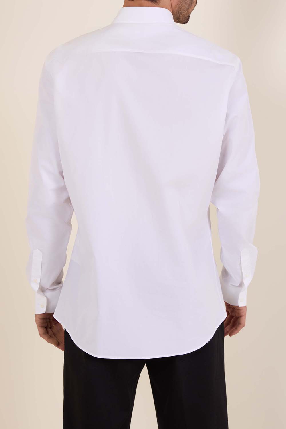 תמונת דוגמן אחורית של חולצת כפתורים