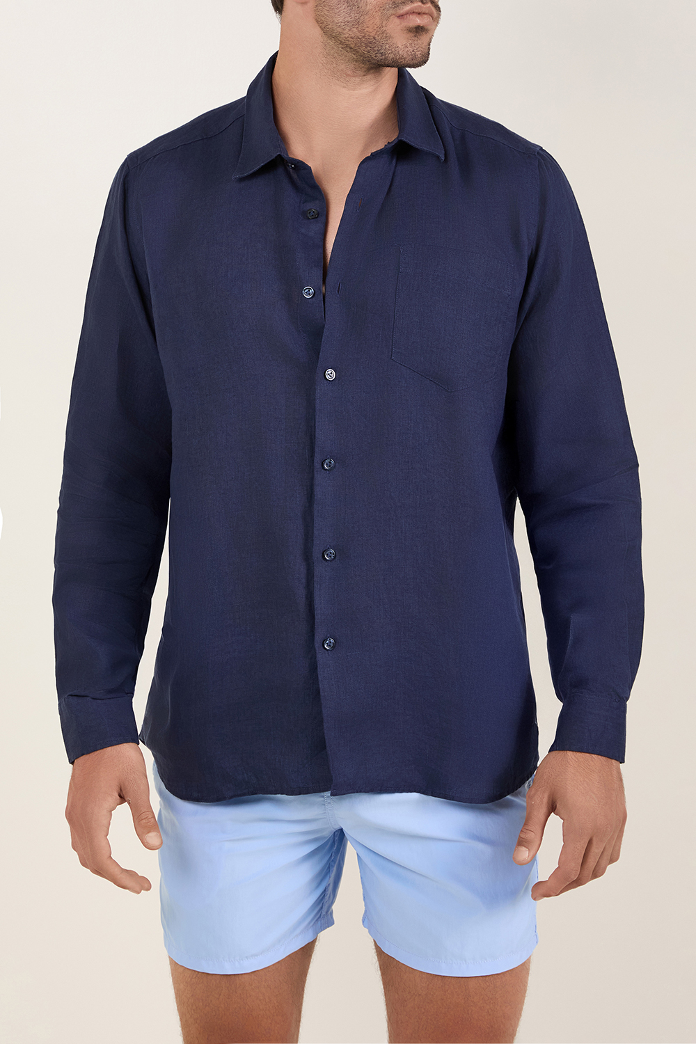 תמונת דוגמן קידמית של חולצת פשתן