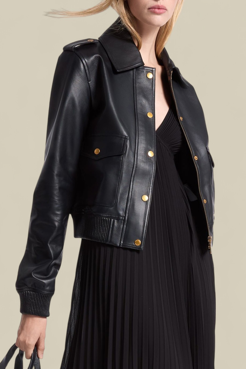 תמונת דוגמן קידמית של ז'קט עור