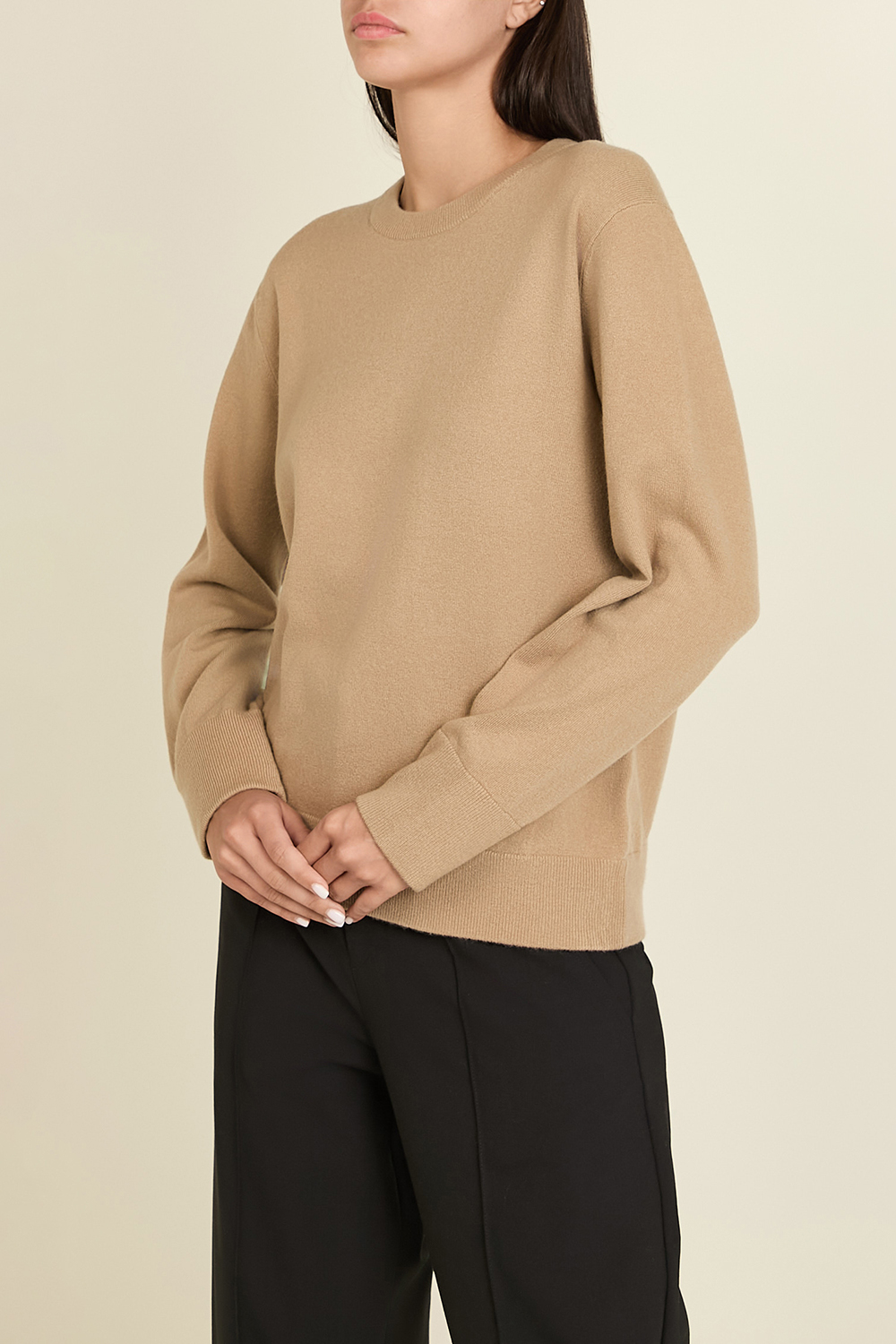 תמונת דוגמן קידמית של סריג צמר וקשמיר