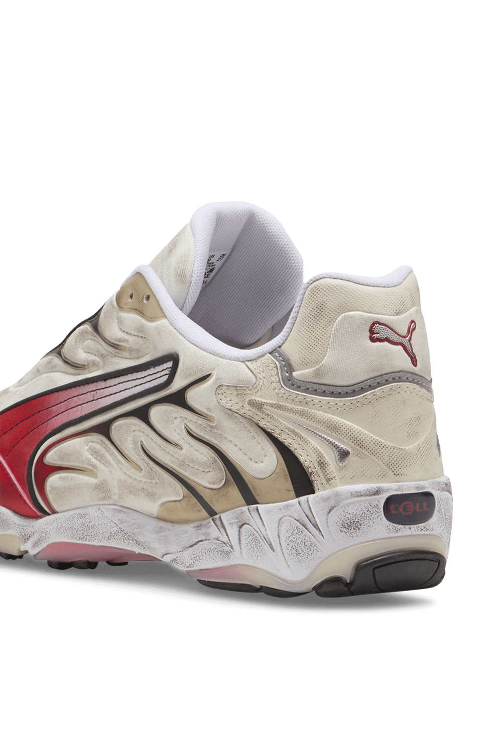 תמונת תקריב של נעלי סניקרס