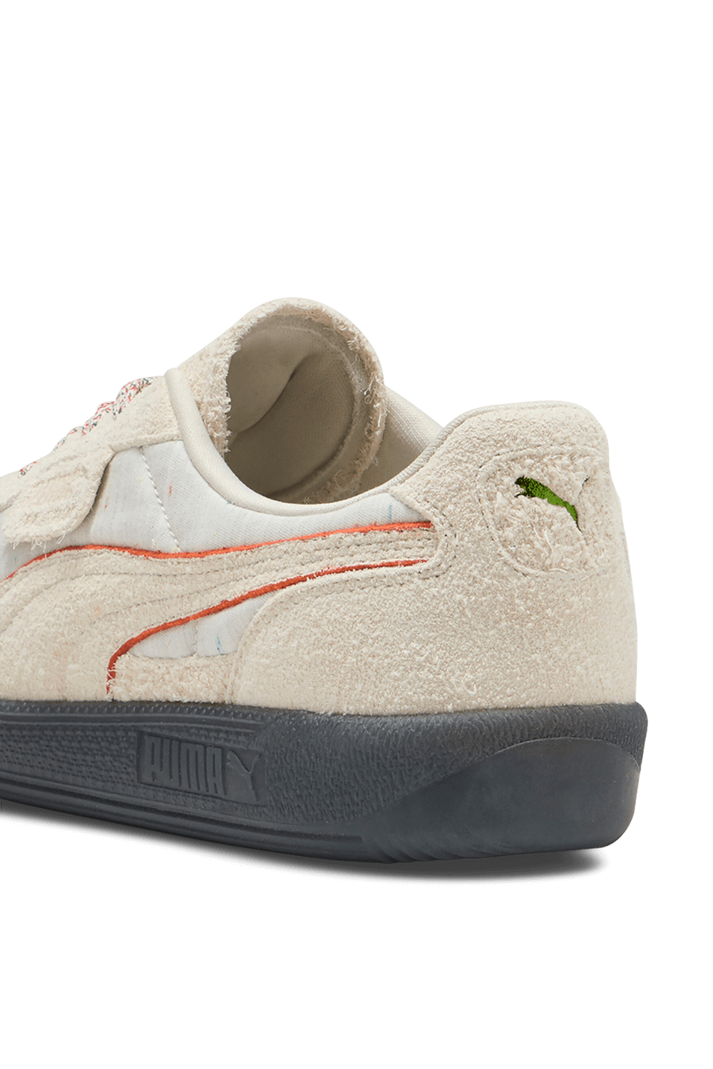 תמונת תקריב של נעלי סניקרס פאלרמו פרייד