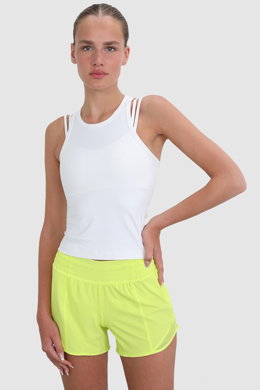 תמונת דוגמן קידמית של lululemon Align™ Waist-Length Racerback Tank Top