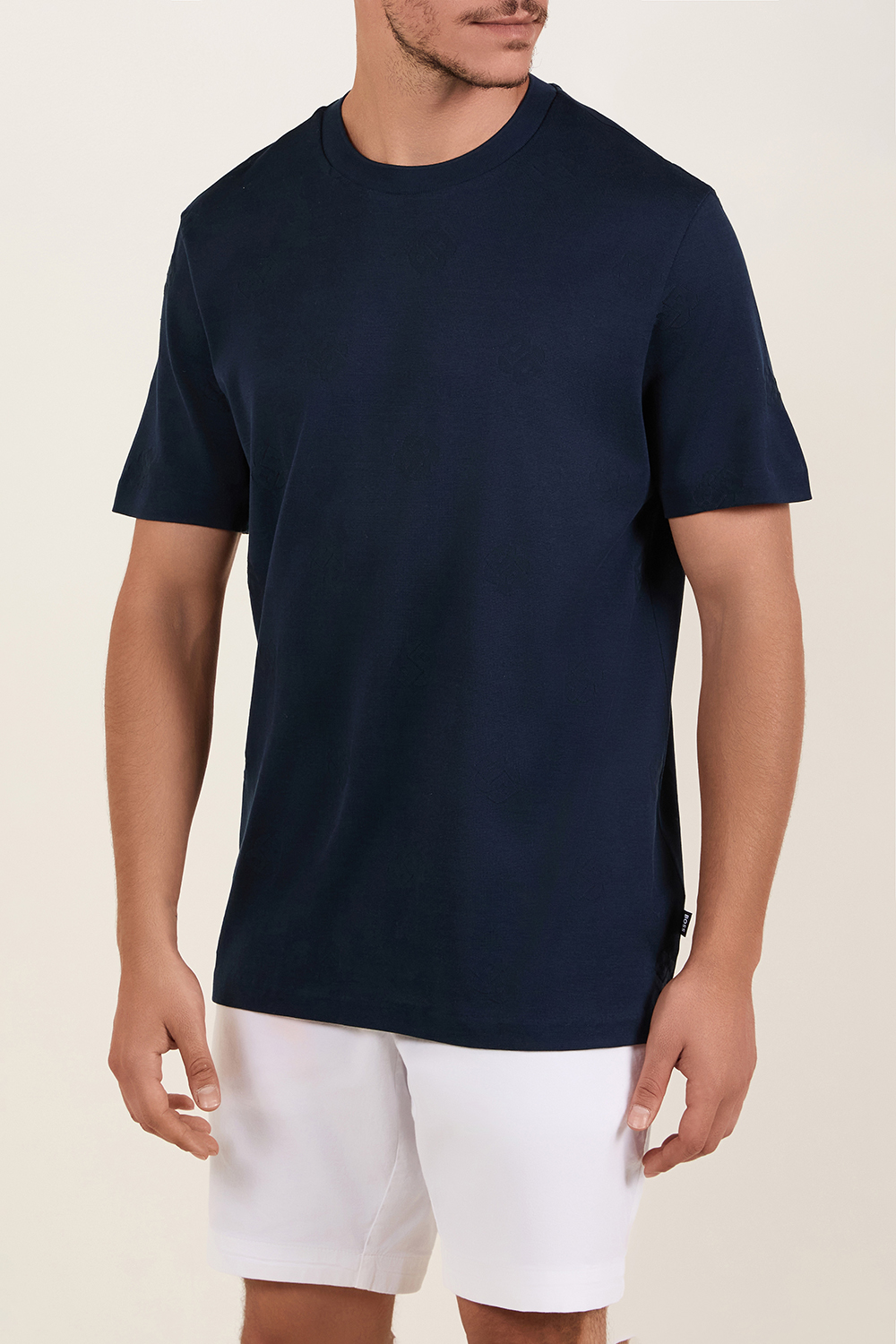 תמונת דוגמן קידמית של חולצת טי