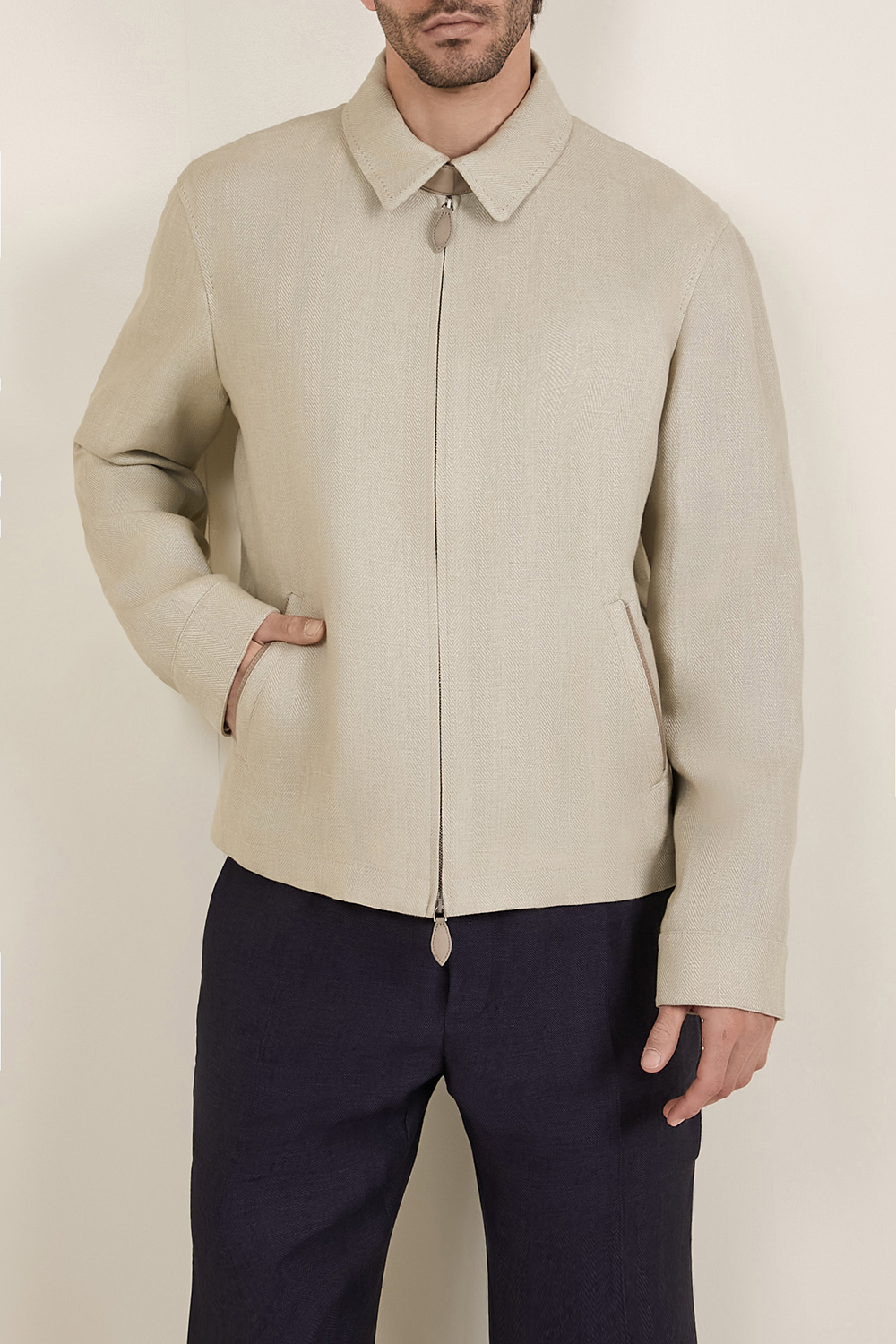 תמונת דוגמן קידמית של ז'קט פשתן