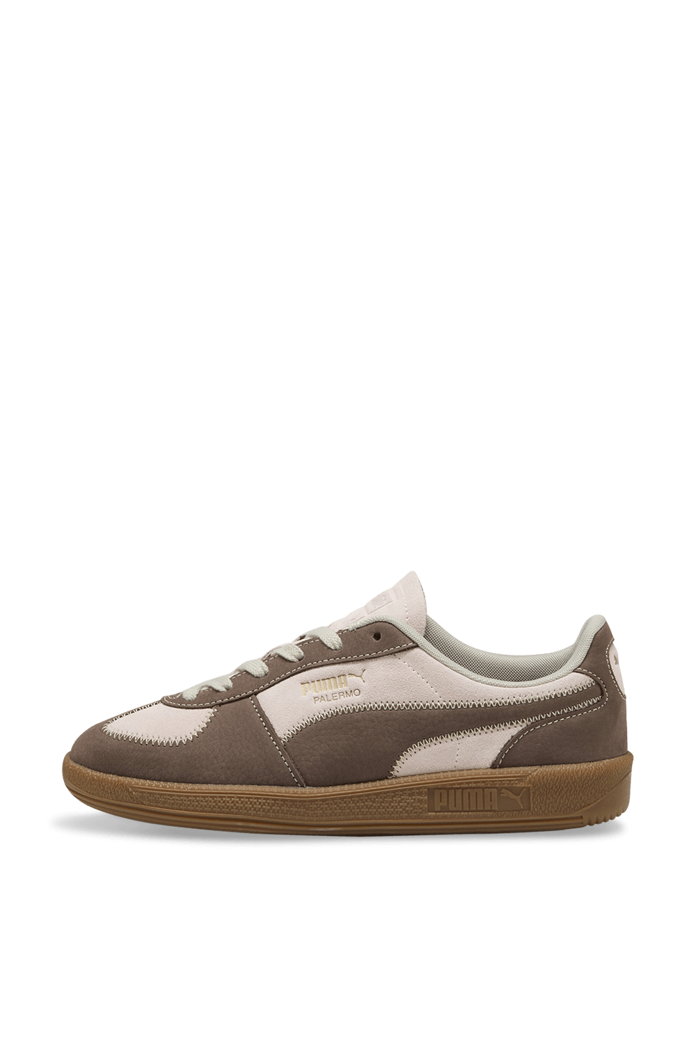 תמונה אחורית של נעלי סניקרס