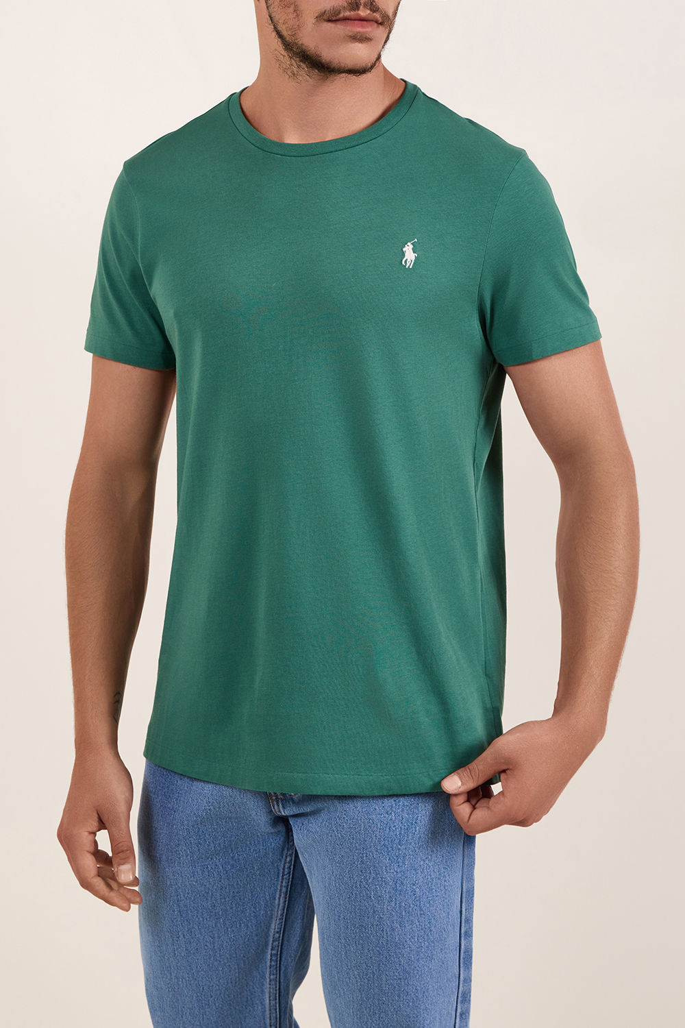 תמונת דוגמן קידמית של חולצת טי