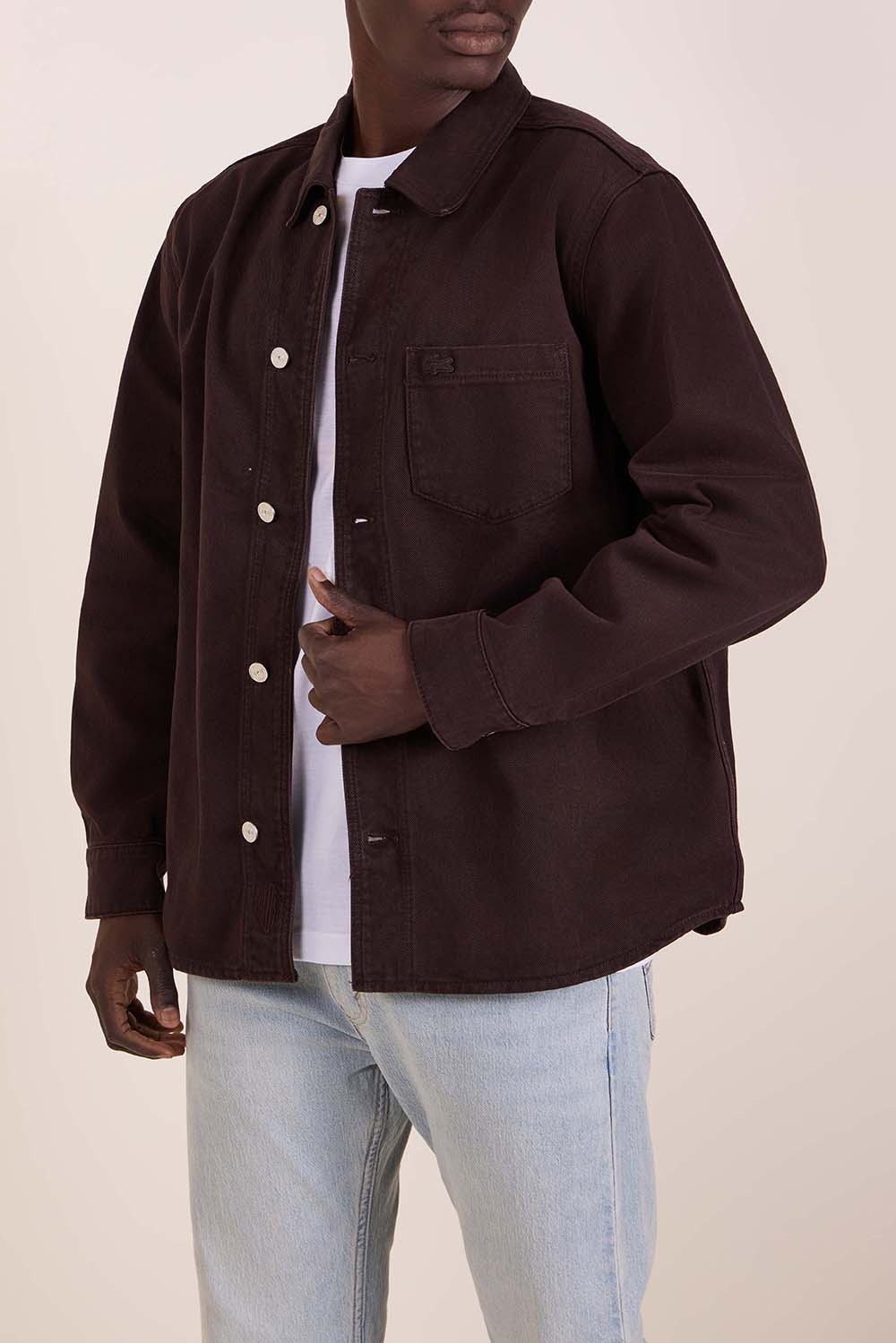 תמונת דוגמן קידמית של ז'קט-חולצה ג'ינס אוברסייז