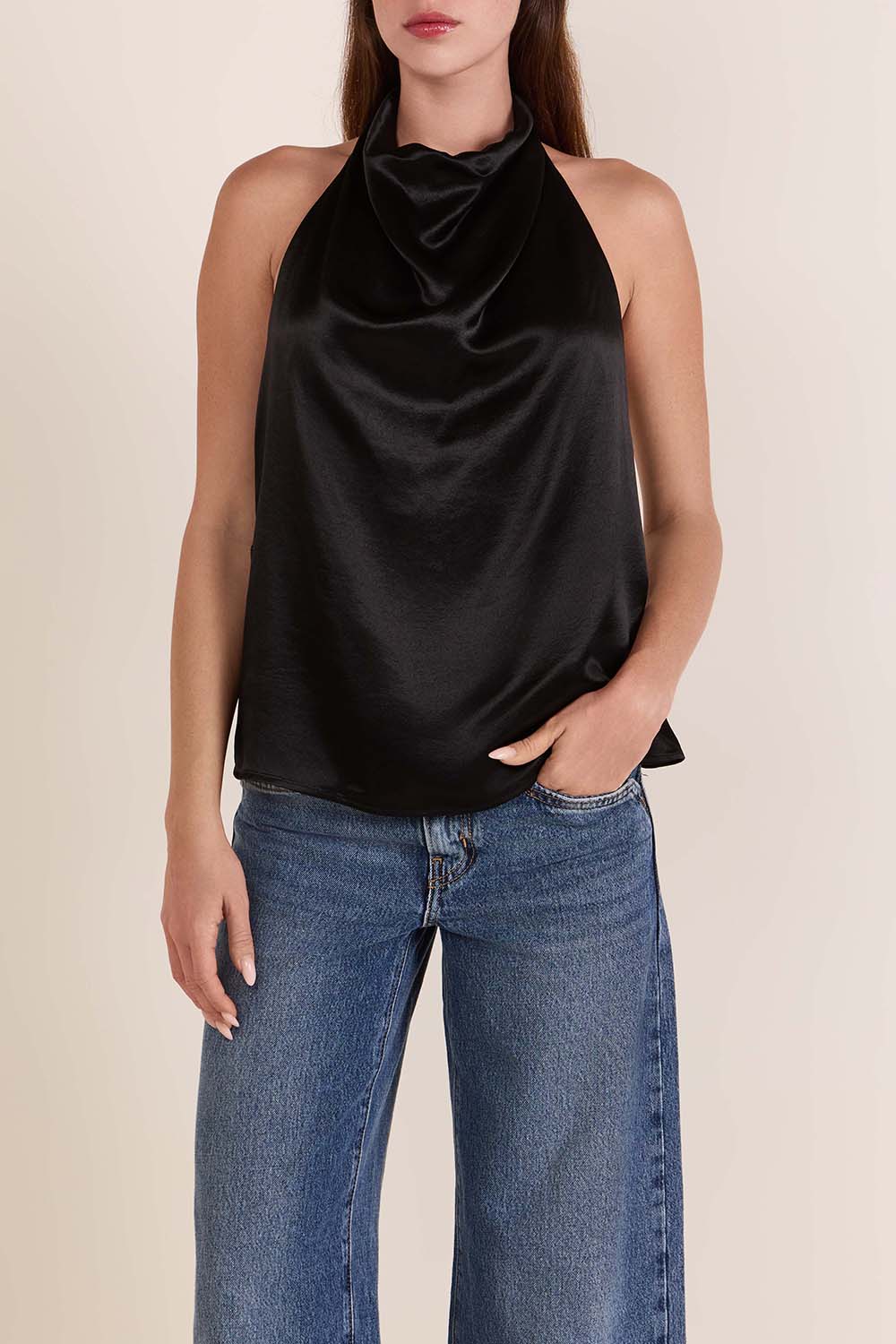 תמונת דוגמן קידמית של טופ סאטן