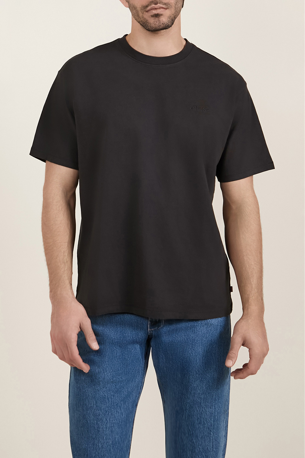 תמונת דוגמן קידמית של חולצת טי